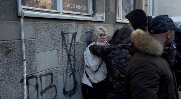 09, November, 2021, Belgrade - Activists Aida Corovic and Jelena Jacimovic Jachim threw eggs at a mural by Ratko Mladic, painted on the corner of Njegoseva and Aleksa Nenadovic. Aida Corovic. Photo: Antonio Ahel/ATAImages

09, novembar, 2021, Beograd - Aktivistkinje Aida Corovic i Jelena Jacimovic Jachim gadjale su jajima mural Ratka Mladica, koji je oslikan na uglu Njegoseve i Alekse Nenadovica. Photo: Antonio Ahel/ATAImages Photo: Antonio Ahel/PIXSELL
