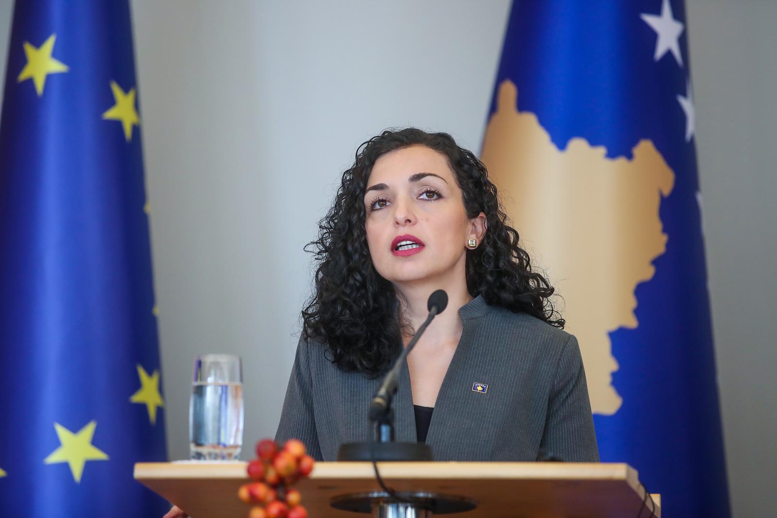 10.10.2023.., Zagreb - Predsjednik Zoran Milanovic i supruga Sanja docekali su predsjednicu Republike Kosova Vjose Osmani Sadriu i supruga Predsjednice Prindona Sadriua u Uredu predsjednika Republike Hrvatske. Nakon serije sastanaka predsjednici su se obratili medijima. Photo: Slavko Midzor/PIXSELL