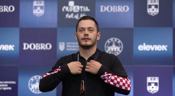 11.06.2023., Sportska arena Gradski vrt, Osijek - DOBRO World Cup Osijek 2023. Karike, dodjela medalja. Tin Srbic (CRO) osvojio je trece mjesto. Photo: Dubravka Petric/PIXSELL