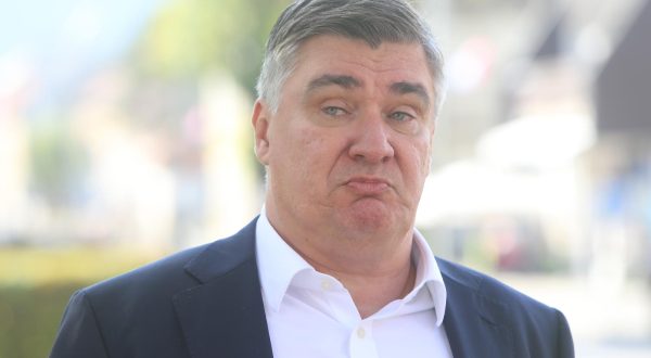12.10.2023 - Plaski - Predsjednik RH Zoran Milanovic nazocio je svecanoj sjednici povodom Dana opcine Plaski. Photo: Kristina Stedul Fabac/PIXSELL