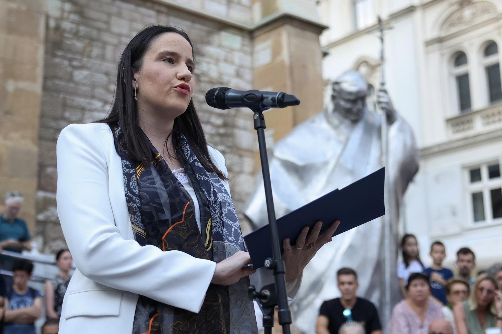 14.08.2023., Sarajevo, Bosna i Hercegovina - Nakon stravicnog zlocina u Gradaccu, gdje je monstrum Nermin Sulejmanovic ubio svoju partnericu Nizamu Hecimovic, zato sto ga je prijavila policiji zbog nasilja u porodici, u Sarajevu je odrzan protest protiv nasilja u porodici.

 Photo: Armin Durgut/PIXSELL