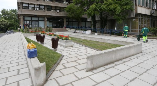 15.05.2017., Zagreb - Na platou ispred Ministarstva branitelja uredjen je novi Trg Nevenke Topalusic.   "nPhoto: Robert Anic/PIXSELL