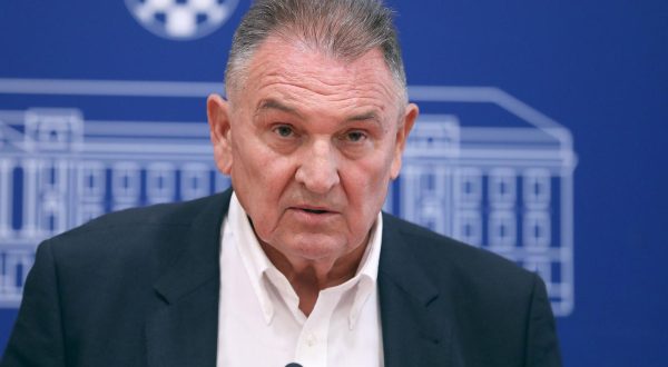 15.09.2023., Zagreb -Na konferenciji za medije Reformista odrzanoj u Saboru o temi "Nove Vladine mjere" govorili su Natalija Martincevic i Radimir Cacic.

 Photo: Patrik Macek/PIXSELL