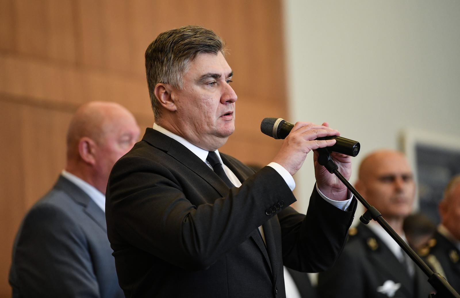 16.10.2023., Zagreb - Predsjednik Republike i vrhovni zapovjednik Oruzanih snaga Republike Hrvatske Zoran Milanovic urucio je odlikovanja hrvatskim braniteljima iz Domovinskog rata Photo: Josip Regovic/PIXSELL