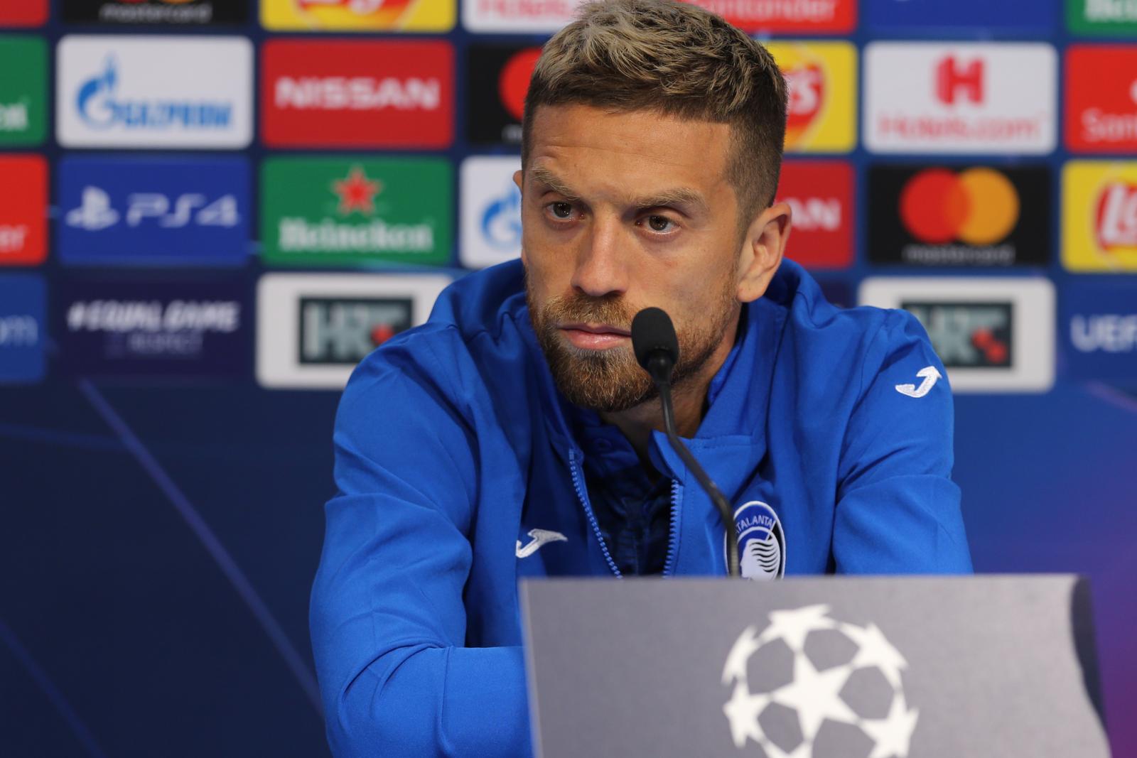 17.09.2019., stadion Maksimir, Zagreb - Konferencija za medije nogometnog klupa Atalanta BC uoci sutrasnje utakmice 1. kola Lige prvaka protiv Dinama. Papu Gomez. "nPhoto: Dalibor Urukalovic/PIXSELL