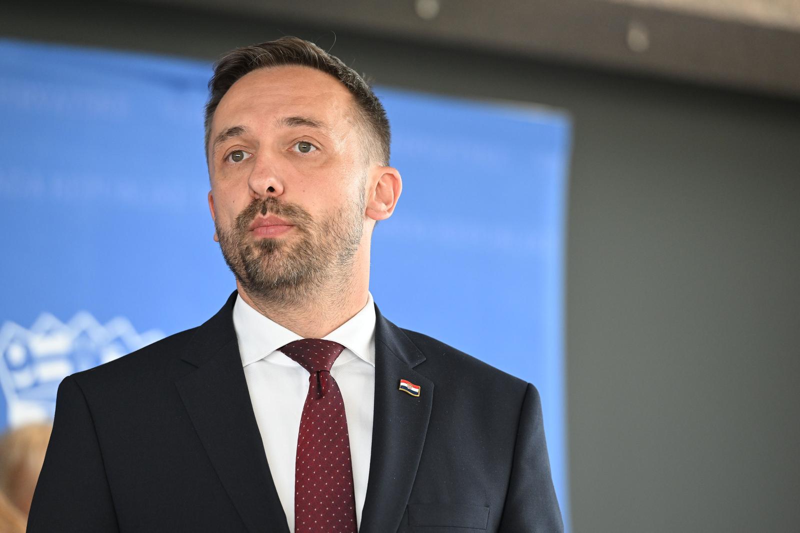 17.10.2023., Zagreb -Predsjednik Vlade Andrej Plenkovc sudjelovao je na sjednici Povjerenstva Vlade Republike Hrvatske za osobe s invaliditetom. Izjave za medije nakon sjednice. Photo: Davorin Visnjic/PIXSELL