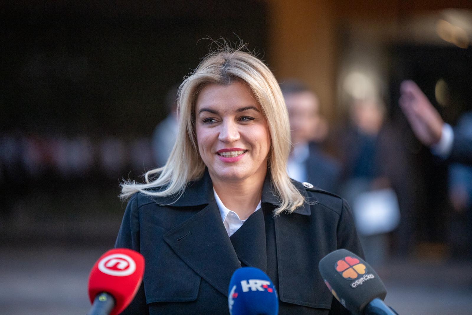 18.10.2022.,  Osijek - Predstavljanje novih projekata Zito grupe odrzalo se u Prstenovoj ulici. Nakon obilaska bolnice izjave su  dali Marko Pipunic, predsjednik Uprave, ministrica turizma i sporta Nikolina Brnjac, ministar zdravstva Vili Beros, zupan Osjecko-baranjske zupanije Ivan Anusi te gradonacelnik Osijeka Ivan Radic  Photo: Borna jaksic/PIXSELL