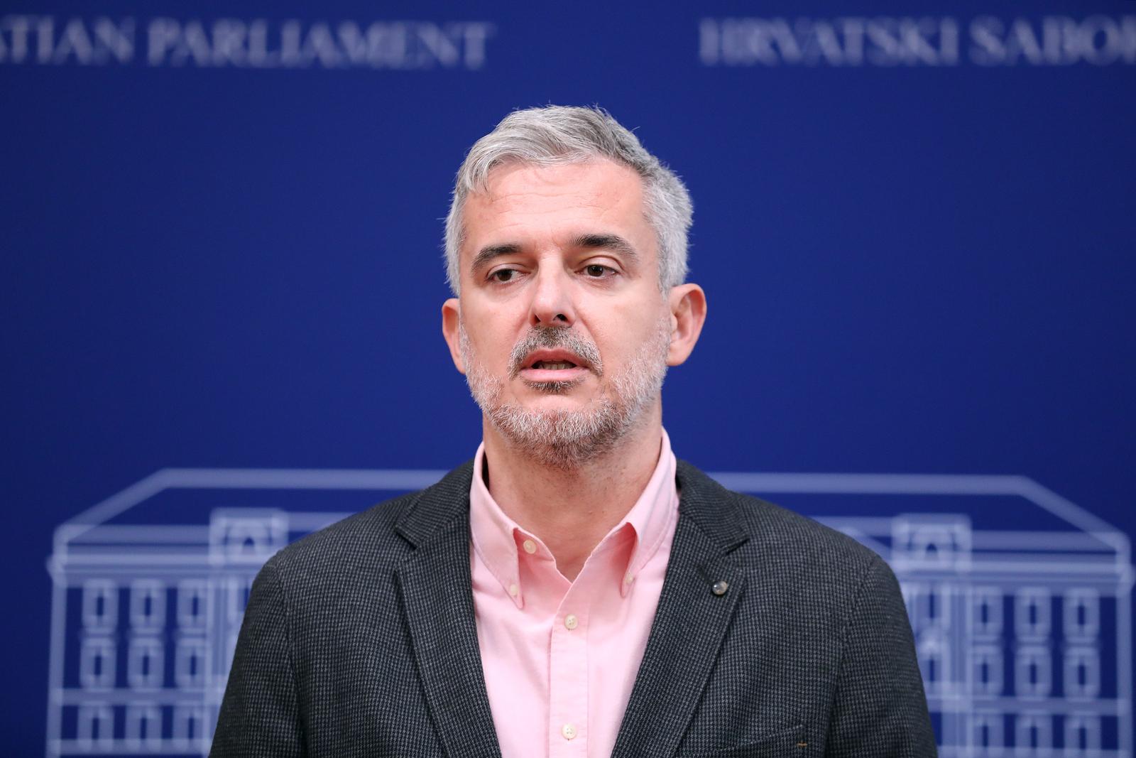 19.10.2023., Zagreb - Na konferenciji za medije odrzanoj u Saboru o temi: "Slovenija suspendira Schengen, vrijeme je za raspravu o ilegalnim migrantima i sigurnosti“ govorili su zastupnici Mosta. Photo: Patrik Macek/PIXSELL