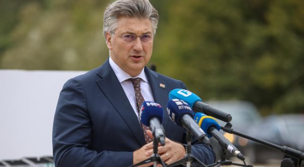 19.10.2023., Fojnica, Bosna i Hercegovina - Premijer Vlade RH Andrej Plenkovic prisustvovao je na svecanosti polaganja kamena temeljca Osnovne skole "Ivana Gorana Kovacica” u Fojnici. Photo: Armin Durgut/PIXSELL