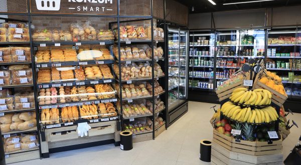 20.09.2023., Zagreb - U Cesarcevoj ulici otvorena je prva trgovina bez blagajni i djelatnika, Konzum smart. Photo: Marko Prpic/PIXSELL