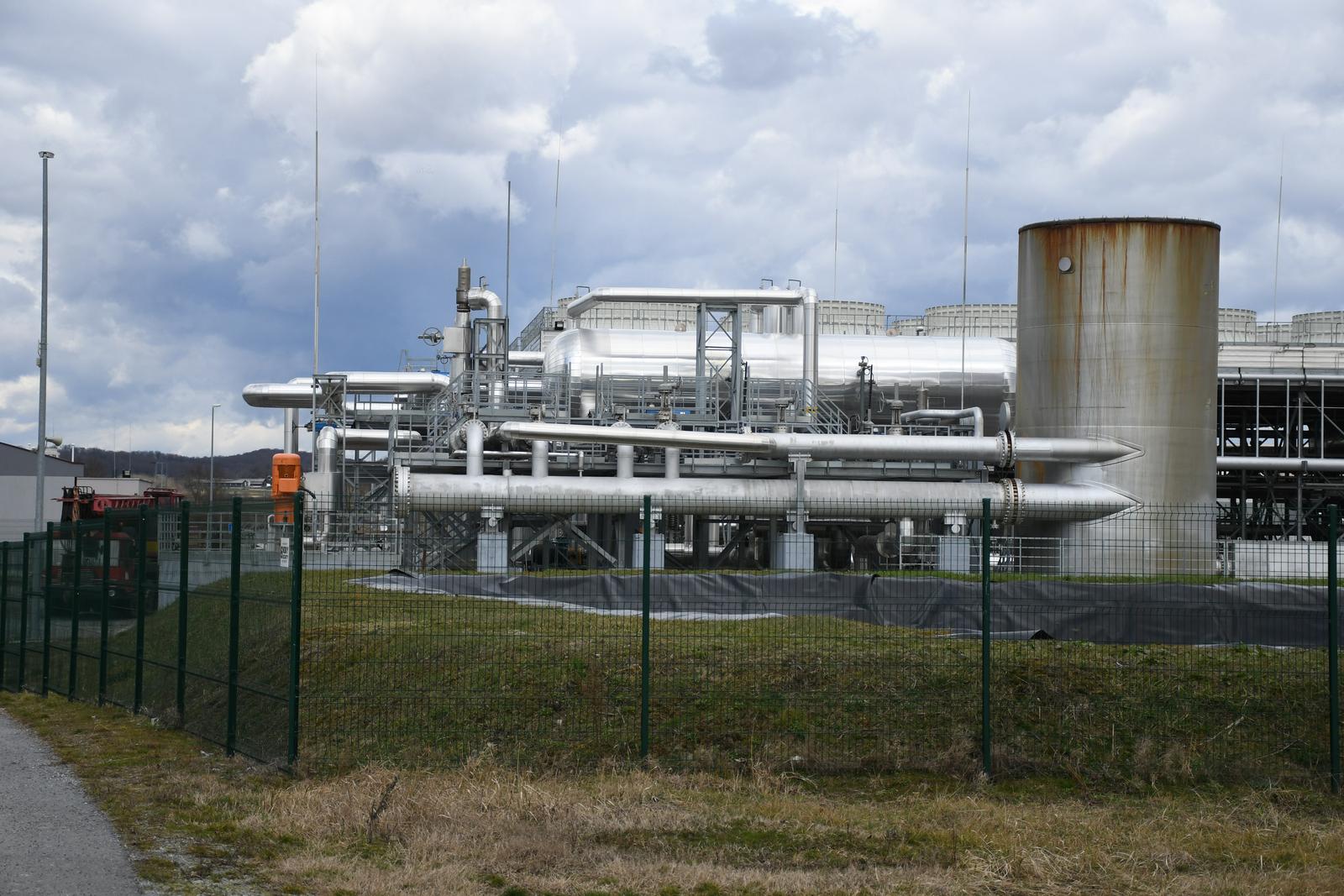 22.02.2022., Bjelovar - Najveca geotermalna elektrana u Hrvatskoj, pogon Velika 1 u mjestu Ciglena pored Bjelovara prestala je s radom i isporukom elektricne energije. Buducnost je neizvjesna s obzirom na pravni spor sukobljenih strana oko vecinskog vlasnistva.
 Photo: Damir Spehar/PIXSELL