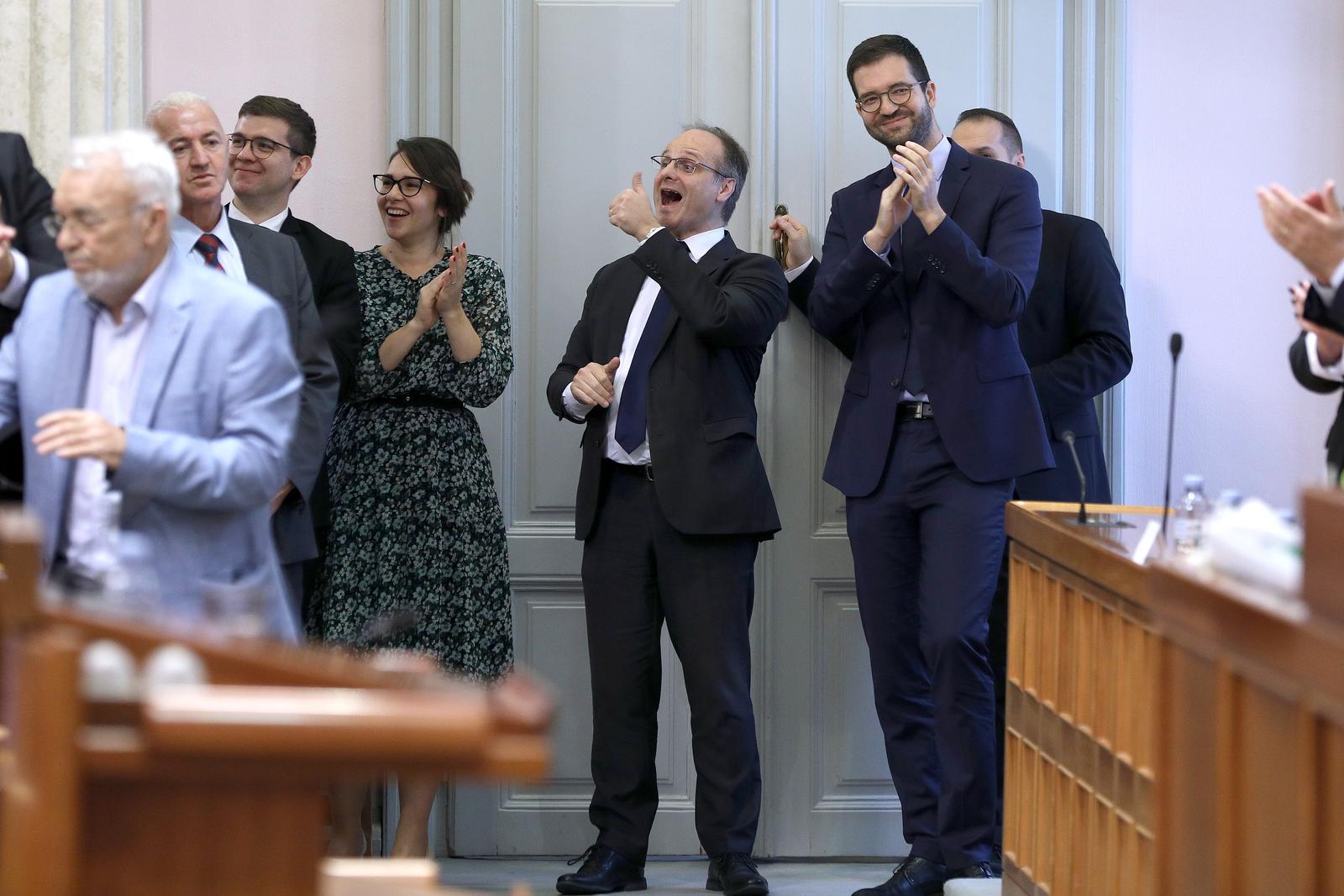 24.10.2023., Zagreb - Premijer Andrej Plenkovic dosao je u Sabor i u nastavku sjednice podnosi godisnje izvjesce Vlade Republike Hrvatske.  Zastupnici HDZ-a dugotrajnim su pljeskom pozdravili govor premijera Plenkovica. Zvonimir  Frka Petesic bio je odusevljen reakcijom zastupnika vecine u Saboru.  Photo: Patrik Macek/PIXSELL