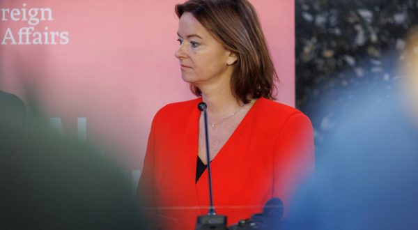25.04.2023., Rijeka - U Hilton Hotelu Costabella odrzan je trilateralni sastanak ministara vanjskih poslova Hrvatske, Austrije i Slovenije. potpredsjednica Vlade Republike Slovenije i ministrica vanjskih i europskih poslova Tanja Fajon Photo: Nel Pavletic/PIXSELL