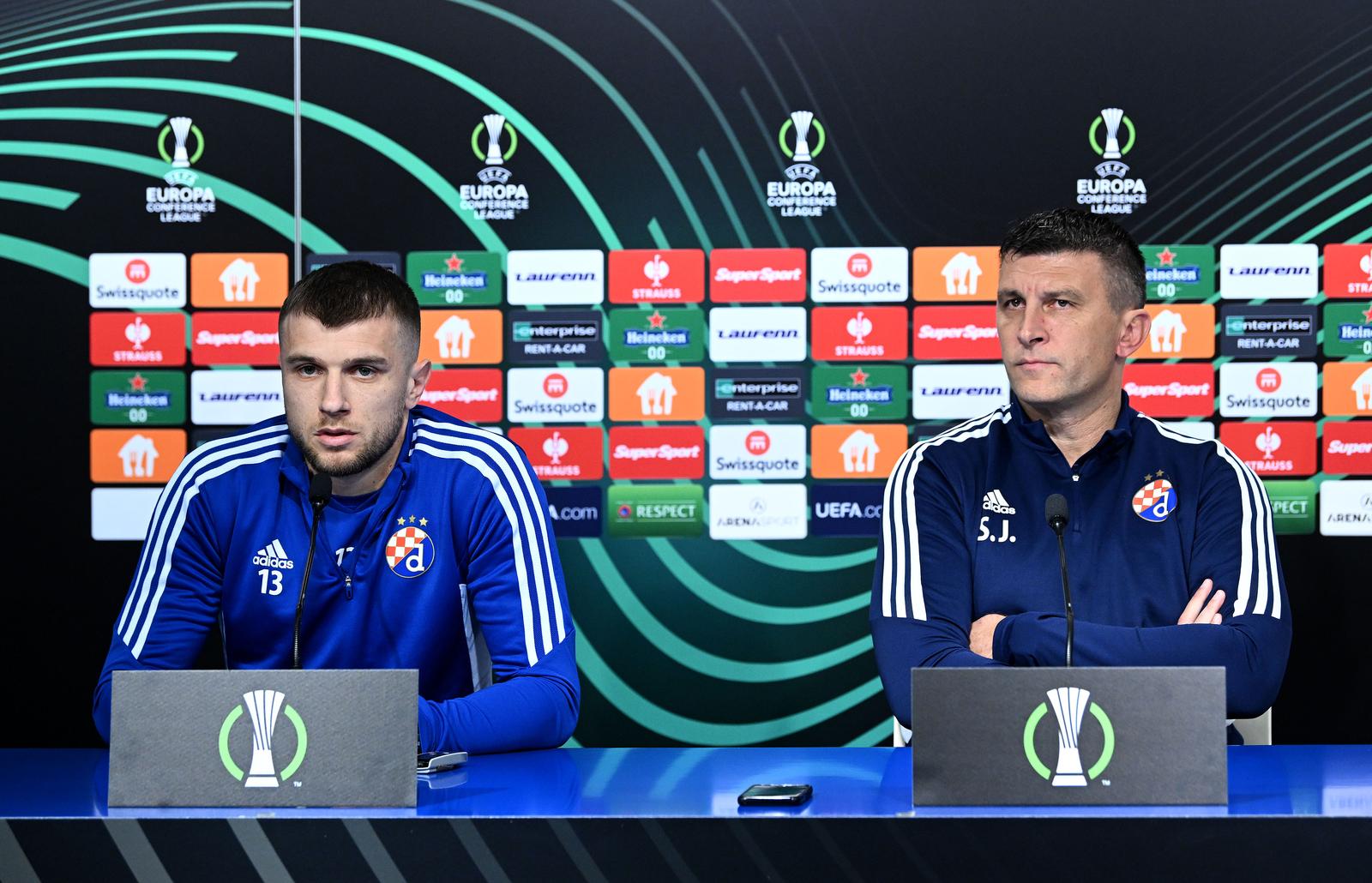25.10.2023., Zagreb - Uoci sutrasnje utakmice skupine C UEFA Europa Konferencijske lige, 3. kolo, GNK Dinamo - FC Viktoria Plzen, odrzana je konferencija za medije. Sergej Jakirovic, Stefan Ristovski Photo: Marko Lukunic/PIXSELL