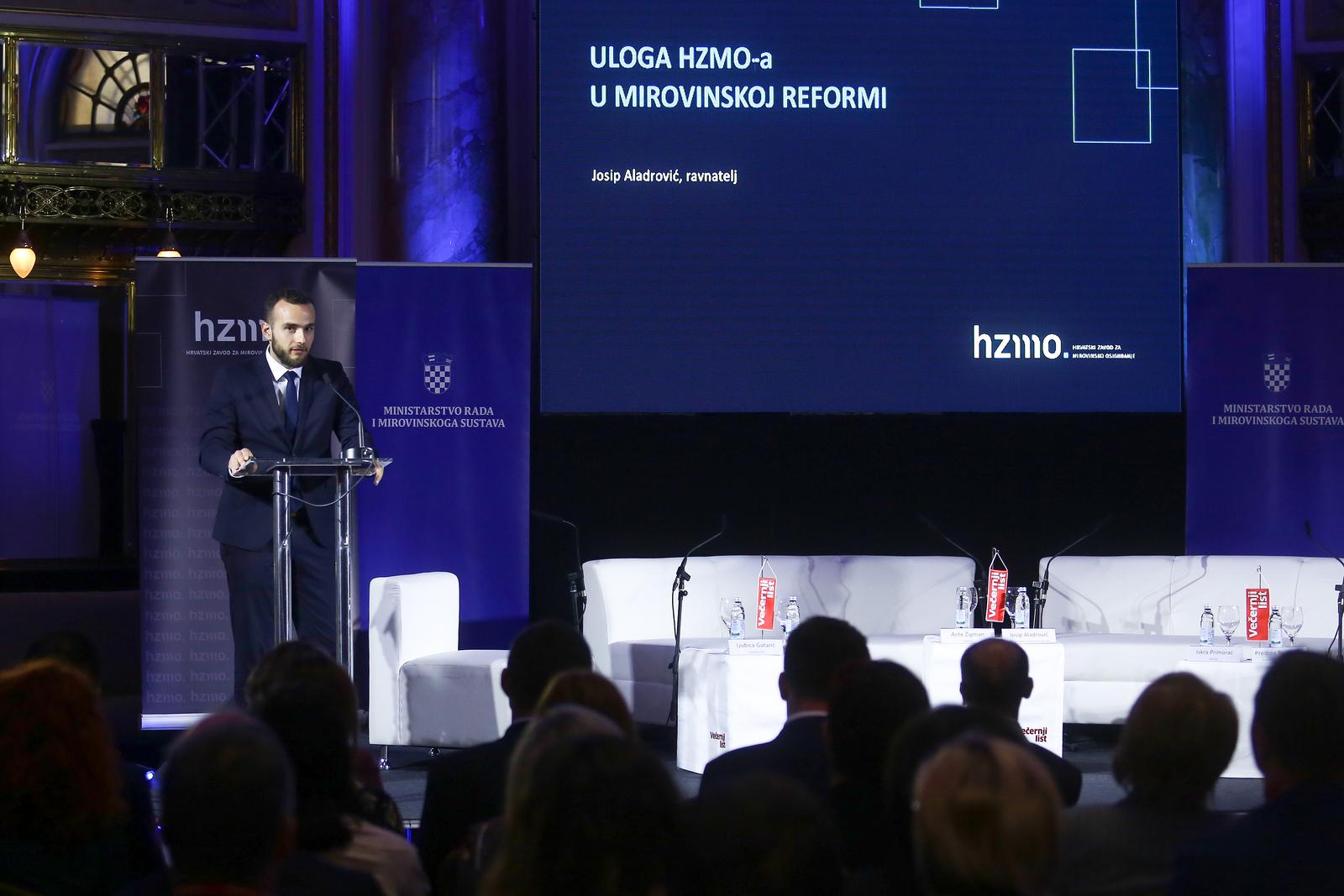 26.04.2019., Zagreb - U hotelu Esplanade odrzava se konferencija Mirovina i aktivno starenje, u organizaciji HZMO-a i Vecernjeg lista, pod pokroviteljstvom Ministarstva rada i mirovinskog sustava.  Izlaganje Uloga HZMO-a, Josip Aladrovic, ravnatelj HZMO-a. Photo: Borna Filic/PIXSELL