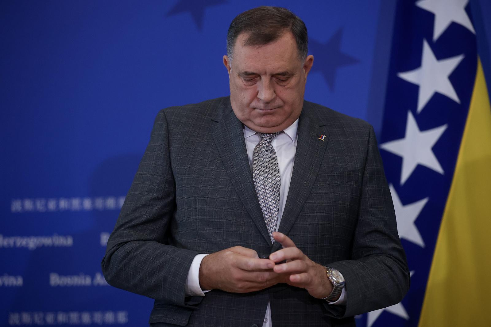 26.10.2023., Sarajevo, Bosna i Hercegovina - Konferencija za medije nakon sastanka parlamentarnih stranaka koje cine vecinu na drzavnom nivou. predsjednik Republike Srpske Milorad Dodik Photo: Armin Durgut/PIXSELL