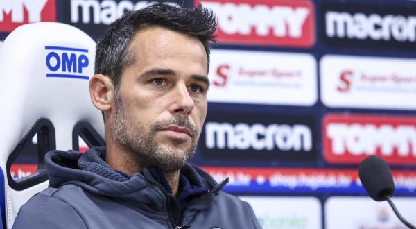 20.10.2022., Split - Trener Hajduka Mislav Karoglan odrzao je konferenciju za mediju u novinarskom salonu na stadionu Poljud uoci sutrasnje utakmice 14. kola SuperSport Hrvatske nogometna lige izmedju Hajduka i Dinama. Photo: Miroslav Lelas/PIXSELL Photo: Miroslav Lelas/PIXSELL