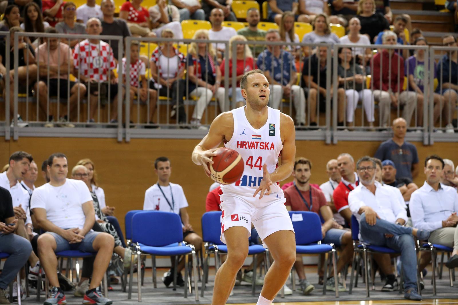 28.08.2022., Opatija - Kosarska utakmica Hrvatska - Svicarska. Pretkvalifikacijska utakmica za Europsko prvenstvo. Bojan Bogdanovic. Photo: Goran Kovacic/PIXSELL