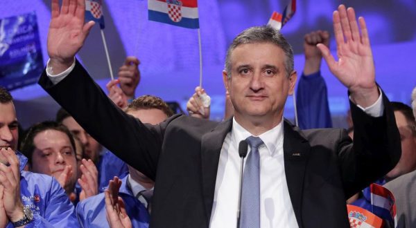 11.01.2015., Zagreb - Izborni stozer u Hypo centru HDZ-ove predsjednicke kandidatkinje Kolinde Grabar Kitarovic gdje se ocekuju rezultati drugog kruga predsjednickih izbora 2014./2015.  Photo: Grgur Zucko/PIXSELL