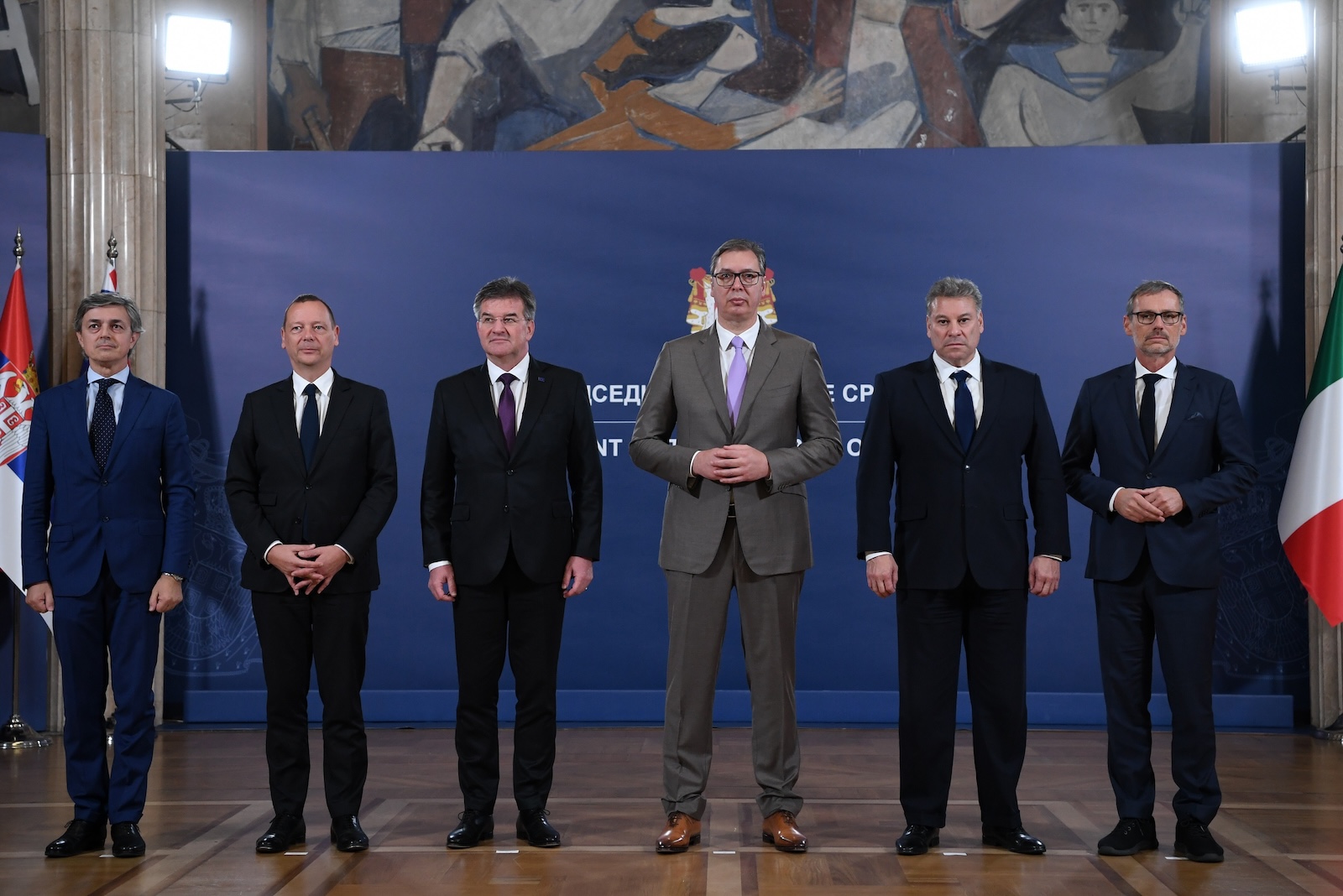 epa10930714 A handout photo made available by the Serbian Presidency shows (L-R) Italian diplomat Alessandro Cattaneo, French President's Advisor Emmanuel Bonne, European Union envoy Miroslav Lajcak, Serbian President Aleksandar Vucic, US Deputy Assistant Secretary Gabriel Escobar and German Chancellor's Advisor Jens Plettner posing for a photo ahead of their meeting in Belgrade, 21 October 2023. The envoys are visiting Kosovo and Serbia in an effort to return to the dialogue after tensions run hight between two sides following the killing of a Kosovo Albanian police officer on 24 September 2023 by 30 gunmen who later stormed the Serbian Orthodox Banjska monastery in Kosovo near the border with Serbia, starting a gunfight with Kosovo police that have left three assailants dead.  EPA/DIMITRIJE GOLL / SERBIAN PRESIDENCY / HANDOUT HANDOUT   HANDOUT EDITORIAL USE ONLY/NO SALES HANDOUT EDITORIAL USE ONLY/NO SALES HANDOUT EDITORIAL USE ONLY/NO SALES