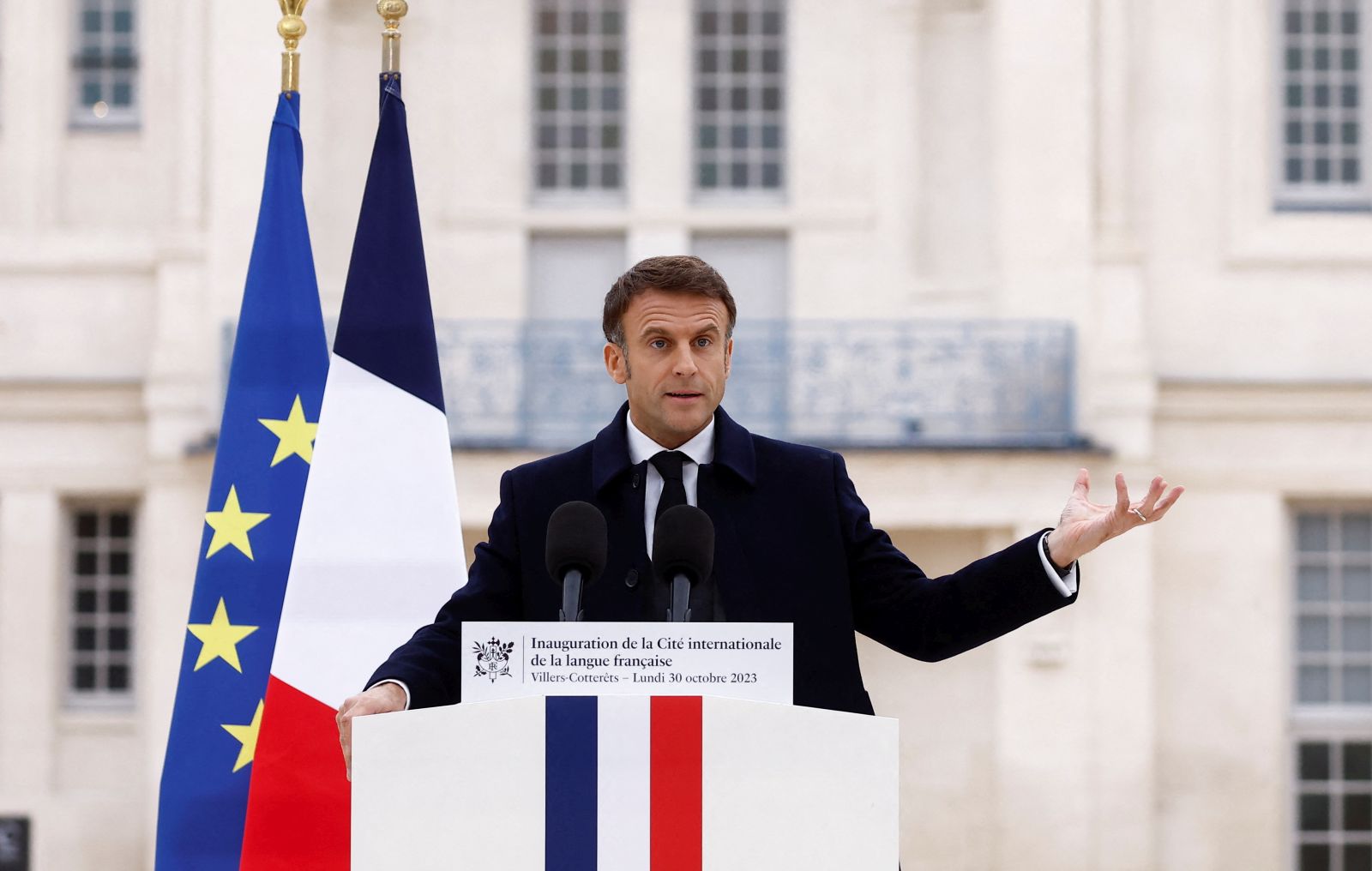 epa10948868 French President Emmanuel Macron delivers a speech during the inauguration of the Cite internationale de la langue francaise, a cultural and living place dedicated to the French language and French-speaking cultures, in the castle of Villers-Cotterets, France, 30 October 2023.  EPA/CHRISTIAN HARTMANN / POOL  MAXPPP OUT