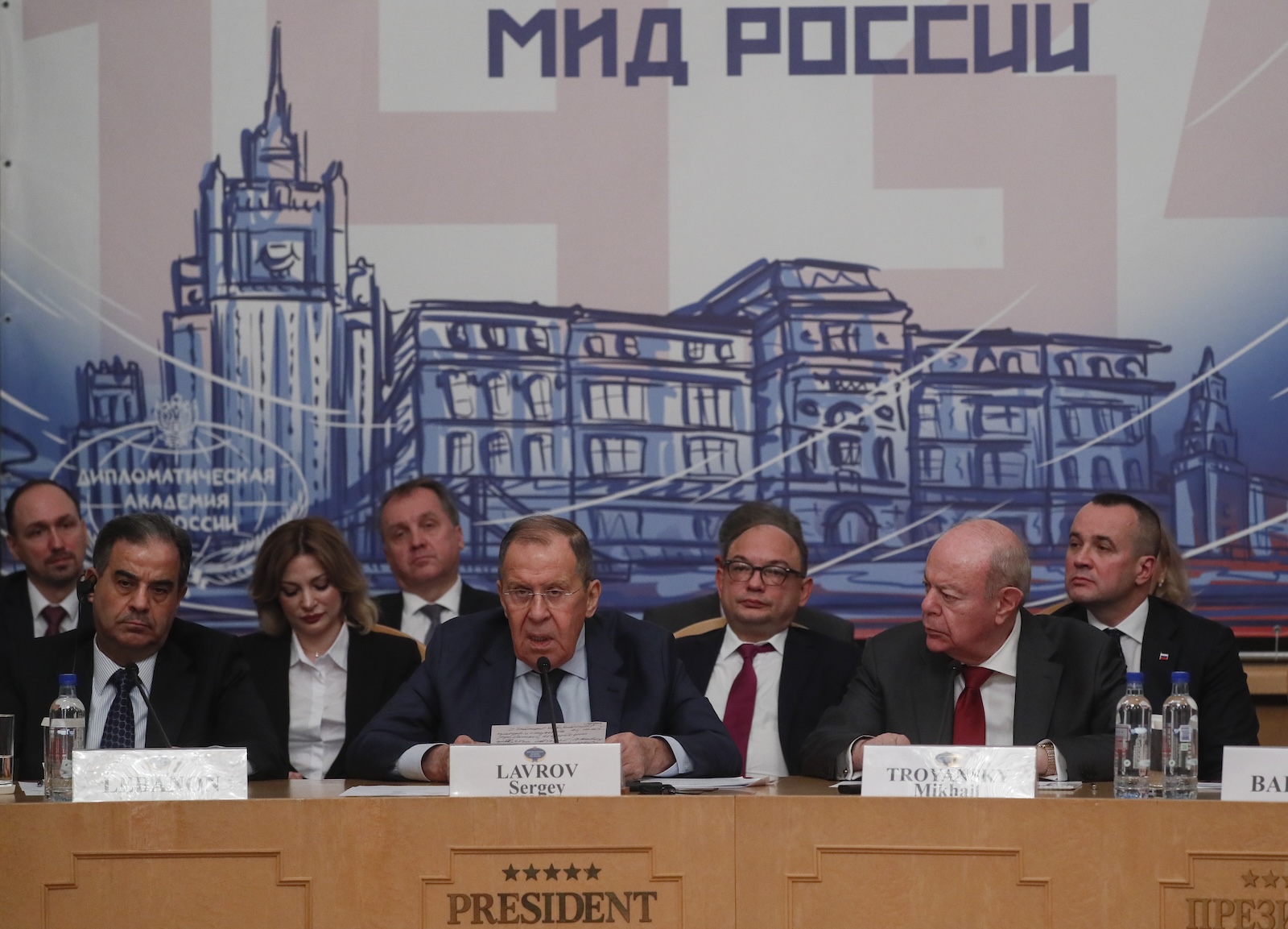 epa10963897 Russian Foreign Minister Sergey Lavrov (C, front) delivers his speech during a round table meeting of foreign ambassadors to Russia, dedicated to finding ways to resolve the Ukrainian crisis in Moscow, Russia, 08 November 2023. Ambassadors from 35 countries accredited to Russia took part in the meeting on resolving the crisis in Ukraine.  EPA/MAXIM SHIPENKOV