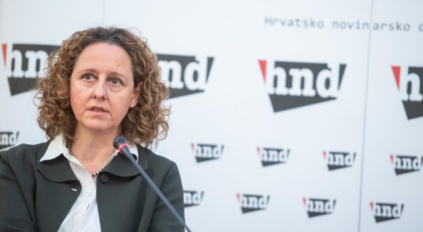 2.11.2023., Zagreb - Javna tribina HND-a "Kakva je buducnost HRT-a?" na kojoj su sudjelovali ministrica kulture i medija Nina Obuljen Korzinek, glavni ravnatelj HRT-a Robert Sveb, predsjednik Vijeca za elektronicke medije Josip Popovac i saborski zastupnik Goran Ivanovic. Sudionici su govorili o polozaju HRT-a u hrvatskome medijskom prostoru te o postovanju obveza predlozenih u Europskom aktu o slobodi medija, neovisnosti upravljackih tijela i osiguravanju uvjeta za razvoj profesionalnoga i kvalitetnog novinarstva na javnome medijskom servisu. Photo: Neva Zganec/PIXSELL