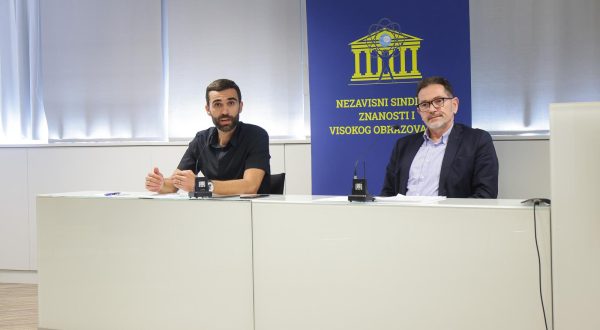 03.10.2023., Zagreb - Konferencija za medije nezavisnog sindikata znanosti i visokog obrazovanja na kojoj su predsjednik Velikog vijeca Predrag Markovic i glavni tajnik Matija Kroflin govoriti o placama u znanosti i visokom obrazovanju.  Photo: Luka stanzl/PIXSELL