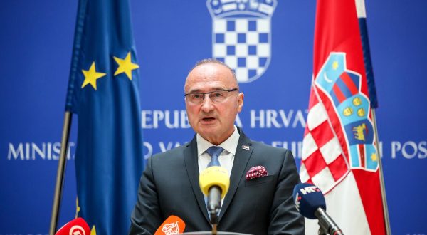 03.11.2023., Zagreb - Ministar Gordan Grlic Radman odrzao je konferenciju za medije u Ministarstvu vanjskih i europskih poslova. Photo: Slavko Midzor/PIXSELL