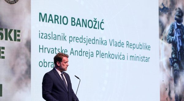 07.11.2023., Zagreb - Konferencija Dan hrvatske obrambene industrije odrzana je u Mozaik Event Centru. ministar obrane Mario Banozic Photo: Emica Elvedji/PIXSELL