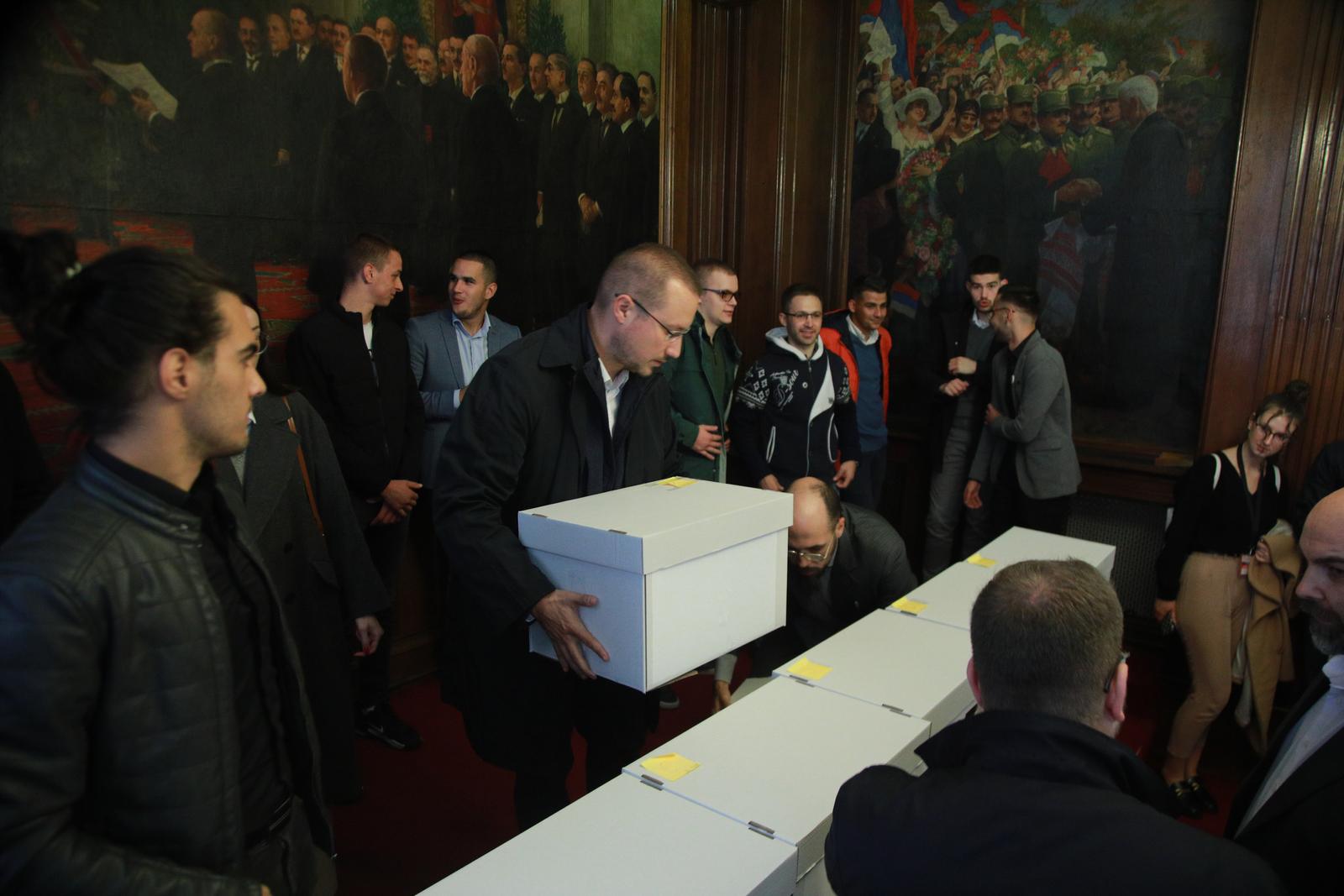08, November, 2023, Belgrade - Opposition parties from the "Serbia against violence" list submitted their electoral list in the premises of the Republic Election Commission. Photo: Milos Tesic/ATAImages

08, novembar 2023, Beograd - Opozicione stranke s liste "Srbija protiv nasilja" predali su izbornu listu u prostorijama Republicke izborna komisije. Photo: Milos Tesic/ATAImages Photo: Milos Tesic/ATAImages/PIXSELL