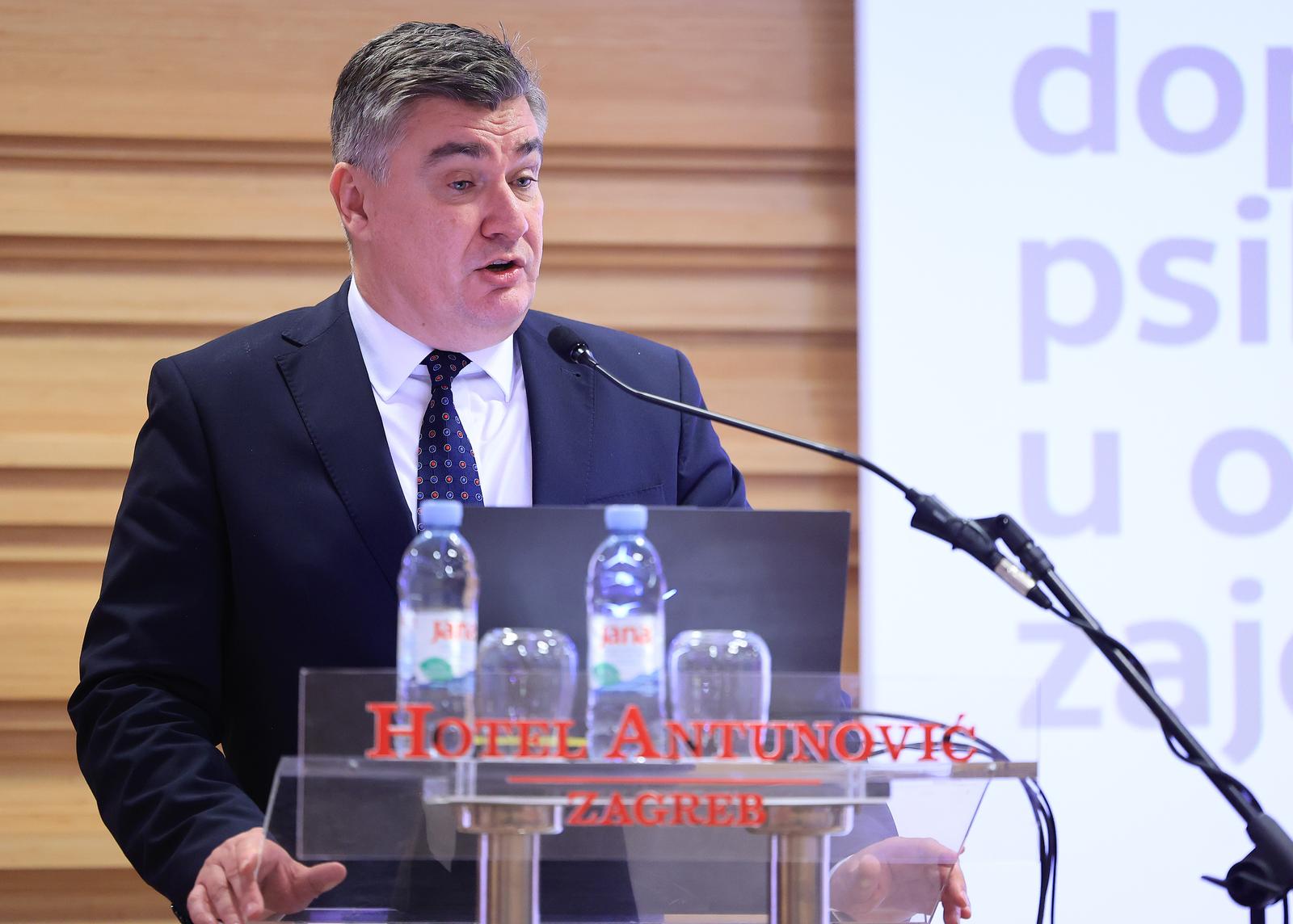 08.11.2023., Hotel Antunovic, Zagreb - Predsjednik Republike Zoran Milanovic sudjelovao je na otvorenju 30. godisnje konferencije hrvatskih psihologa pod nazivom Uloga i doprinos psihologije u odrzivoj zajednici. Photo: Marko Prpic/PIXSELL