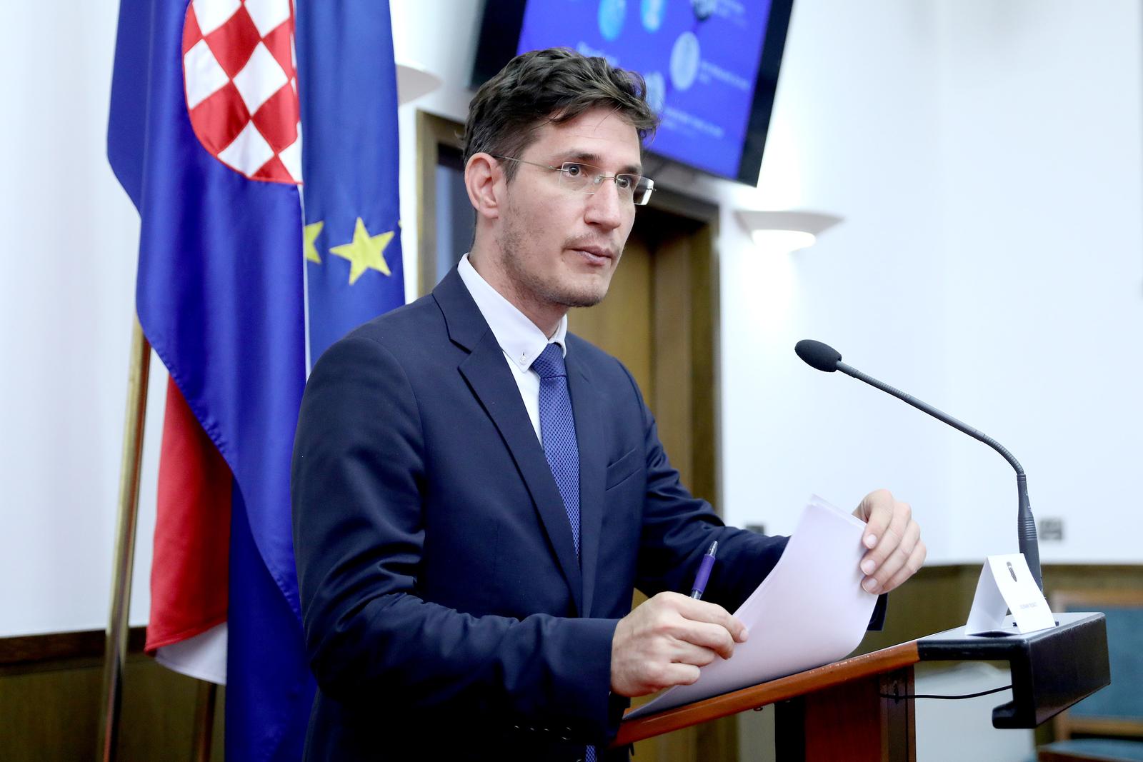 09.10.2023., Zagreb - U Saboru je odrzan okrugli stol „Prijedlog reforme hitne medicine“ u organizaciji zastupnika Zvonimira Troskota. 
. Photo: Patrik Macek/PIXSELL