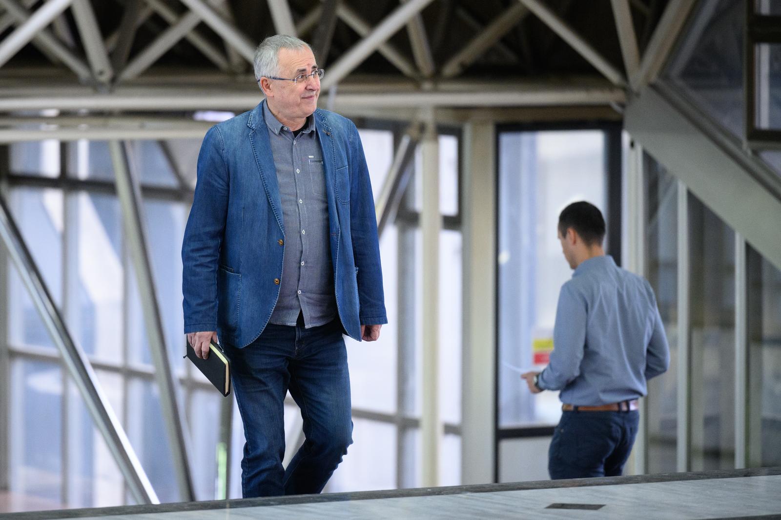 09.10.2023., Zagreb - U Ministarstvu rada, mirovinskoga sustava, obitelji i socijalne politike odrzan je drugi sastanak pregovarackog odbora Vlade Republike Hrvatske i sindikata javnih sluzbi za pregovore o sklapanju izmjena i dopuna Temeljnog kolektivnog ugovora za sluzbenike i namjestenike u javnim sluzbama. Dolazak predstavnika sindikata. Zeljko Stipic.
 Photo: Davor Puklavec/PIXSELL