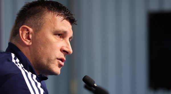 11.11.2023., Zagreb - Konferencija za medije GNK Dinamo dan uoci utakmice HNK Rijeka - GNK Dinamo. Trener GNK Dinamo Sergej Jakirovic i Marko Bosnir. 
 Photo: Goran Stanzl/PIXSELL