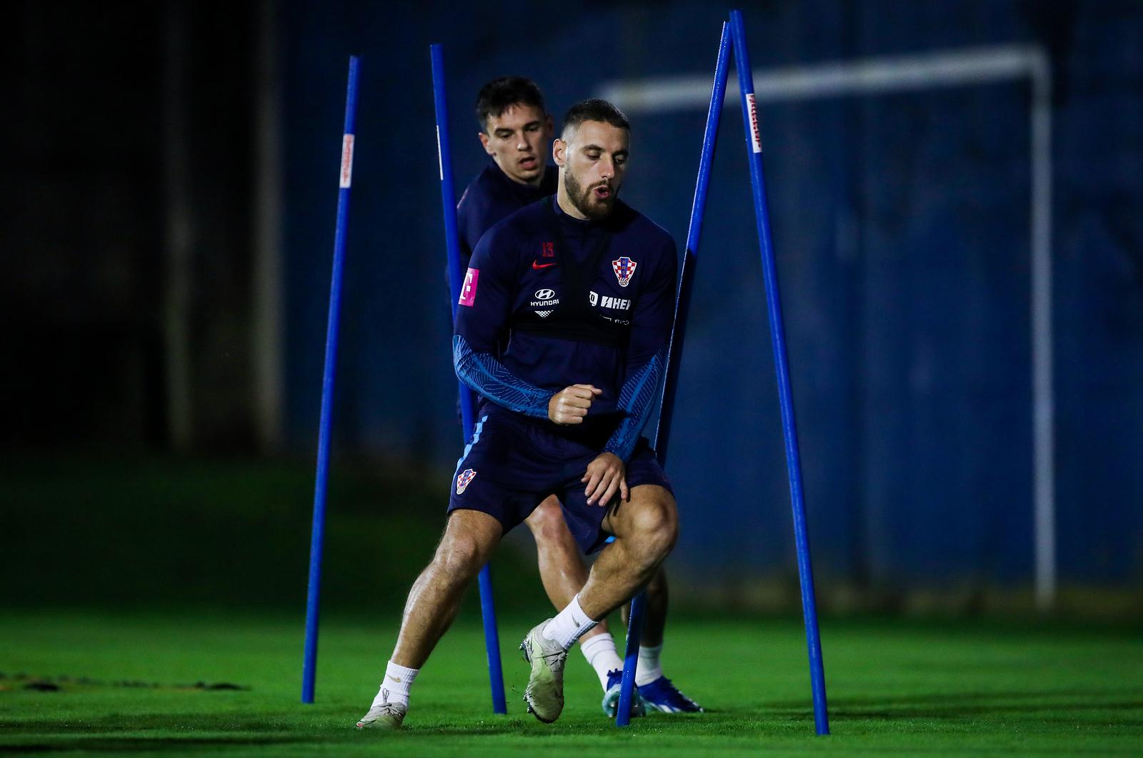 14.11.2023.., Zagreb - Nogometna reprezentacija odradila trening na terenu Hitrec Kacijan.  Photo: Slavko Midzor/PIXSELL