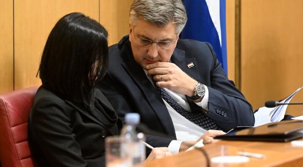 15.11.2023., Zagreb - U saboru rasprava o povjerenju ministrici Mariji Vuckovic.  Photo: Marko Lukunic/PIXSELL