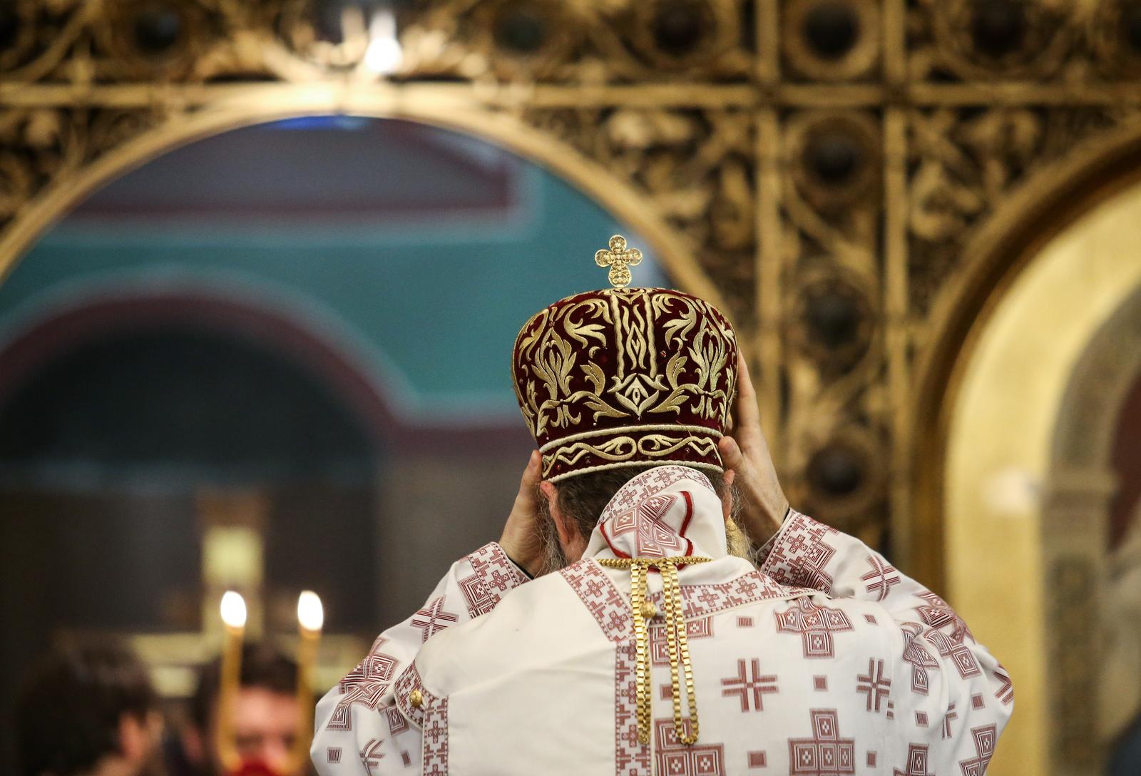 16.04.2017., Zagreb - Mitropolit zagrebacko-ljubljanski Porfirije Peric predvodio je svetu liturgiju povodom Uskrsa u prepunom sabornom hramu Preobrazenja Gospodnjeg. rPhoto: Petar Glebov/PIXSELL