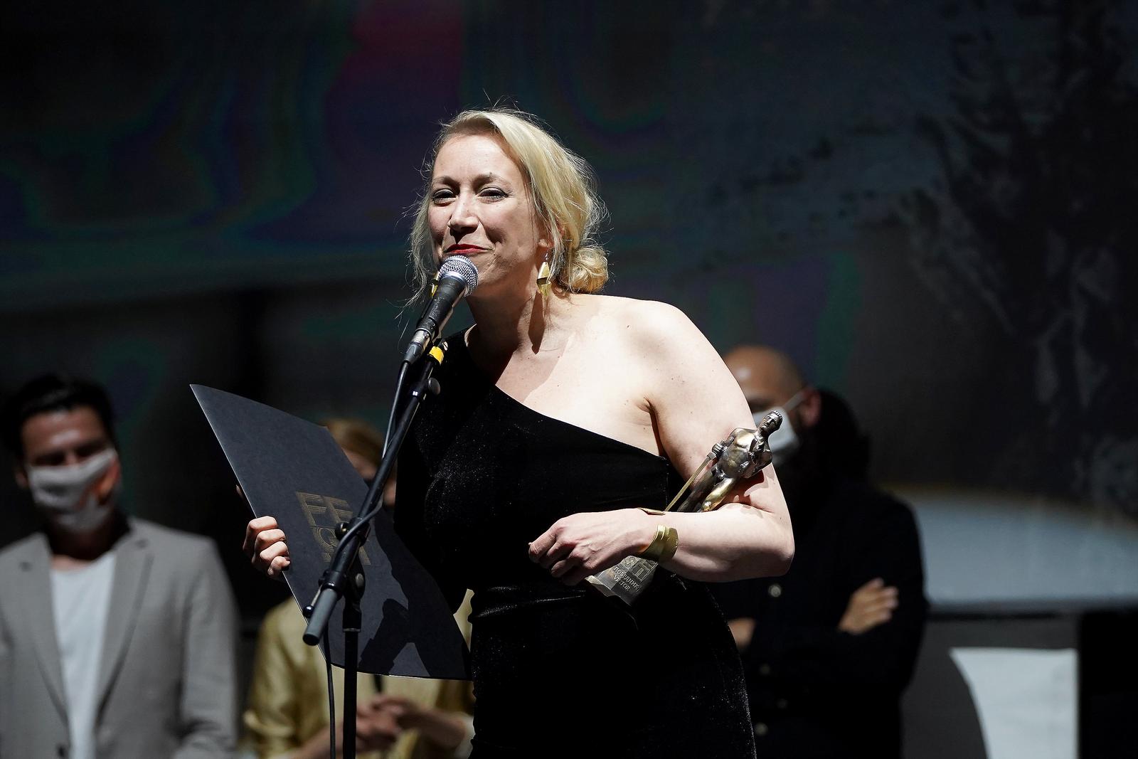 16, May, 2021, Belgrade - The 49th FEST ended with the award ceremony in Kombank dvorni. Lana Baric. Photo: Antonio Ahel/ATAImages"n"n16, maj, 2021, Beograd - Dodelom nagrada u Kombank dvorni  zavrsen je 49. FEST. Photo: Antonio Ahel/ATAImages
