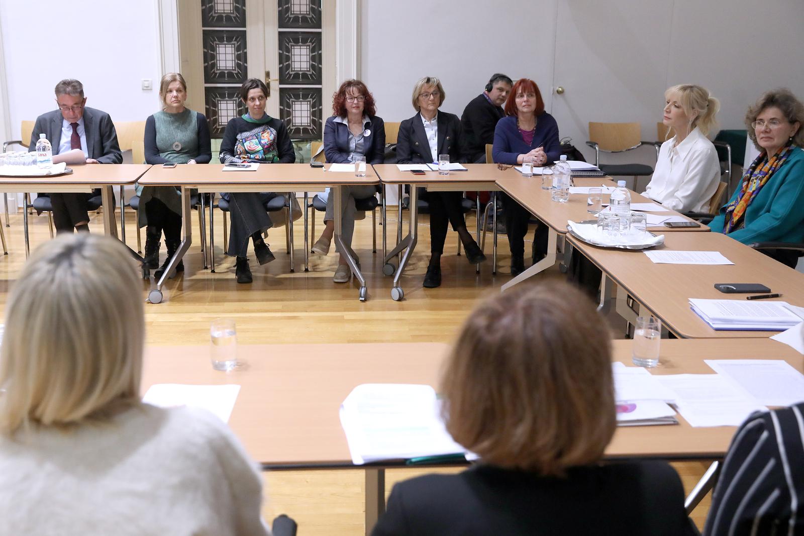 17.04.2023., Zagreb - U knjiznici HAZU odrzana je panel rasprava u organizaciji Hrvatskog zavoda za javno zdravstvo, pod pokroviteljstvom Ministarstva zdravstva, tijekom koje je  predstavljen Akcijski plan za provedbu Nacionalnog strateskog okvira protiv raka i ciljevi do 2025.
 Photo: Patrik Macek/PIXSELL