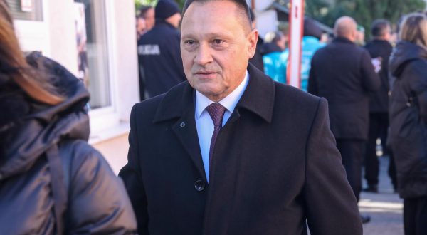 18.11.2023. Vukovar -Obiljezavanje Dana sjecanja na zrtvu Vukovara 1991. - 2023. Program „Vukovar – moj izbor i u dobru i u zlu“ krece u 10:00 sati u krugu Nacionalne memorijalne bolnice „dr. Juraj Njavro“ Vukovar gdje ce prigodni program izvesti Klapa „Sv. Juraj“ HRM, Najbolji hrvatski tamburasi i glumac Darko Milas., nakon toga ulicama grada Vukovara  krenuti ce Krizni put - Kolona sjecanja do Memorijalnog groblja. Branko Borkovic. Photo: Emica Elvedji/PIXSELL