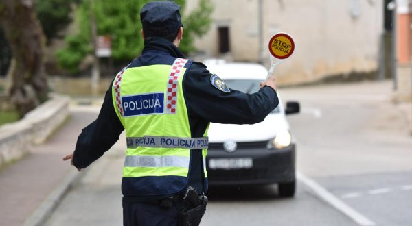19.04.2018., Sibenik -"nPolicijska kontrola vozila"nPhoto: Hrvoje Jelavic/PIXSELL