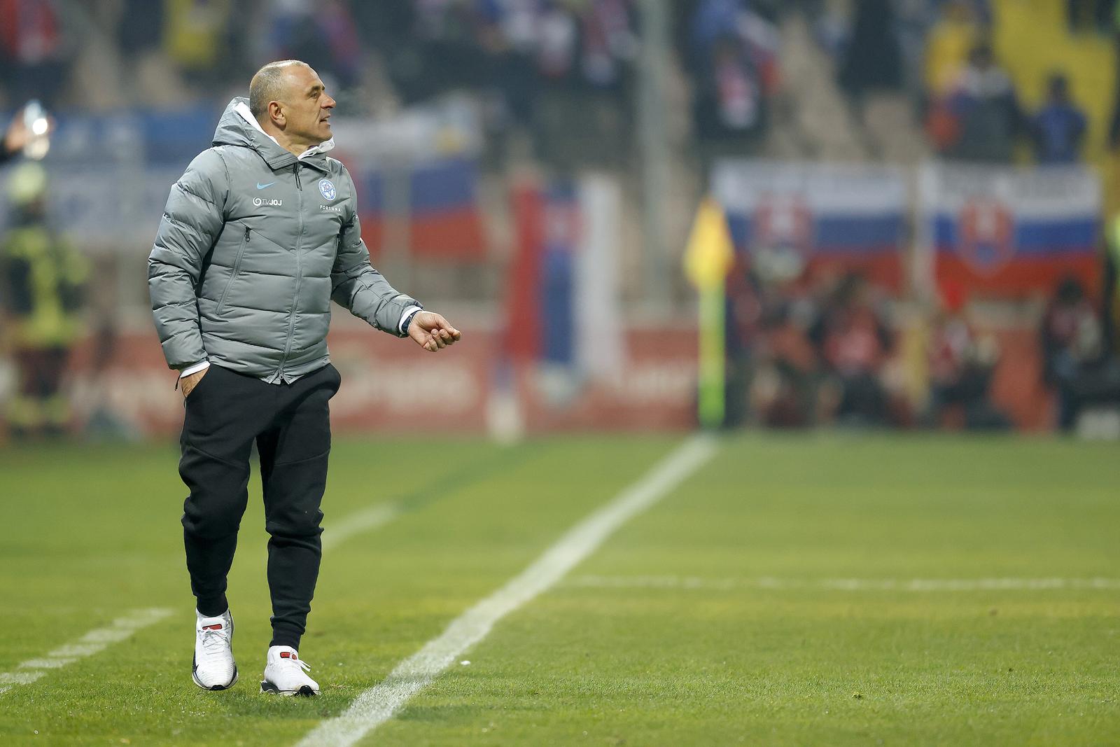 19.11.2023., stadion Bilino Polje, Zenica, Bosna i Hercegovina - Kvalifikacije za UEFA Euro 2024, skupina J, Bosna i Hercegovina - Slovacka. Izbornik slovacke reprezentacije Francesco Calzona. Photo: Armin Durgut/PIXSELL