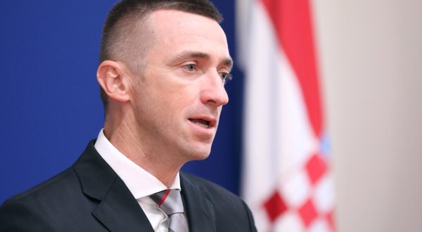 20.09.2023., Zagreb - Na konferenciji za medije Domovinskog pokreta odrzanoj u Saboru o temi  "Slavonija ostaje bez izbornih jedinica" govorio je Ivan Penava. Photo: Patrik Macek/PIXSELL
