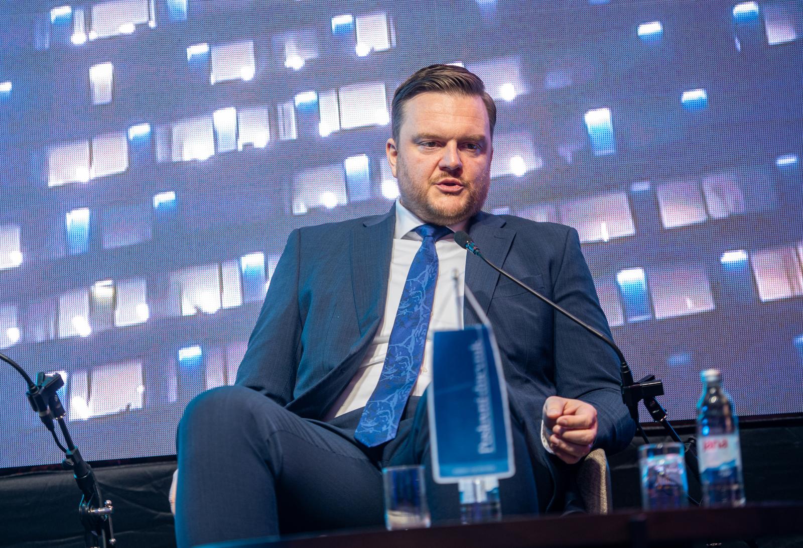 20.11.2023., Zagreb - Konferencija Poslovnog dnevnika "Zagreb - bankarsko i financijsko srediste" u hotelu Sheraton. Intervju 1na1, ministar financija Marko Primorac i glavni urednik Poslovnog dnevnika Vladimir Nisevic. Photo: Neva Zganec/PIXSELL