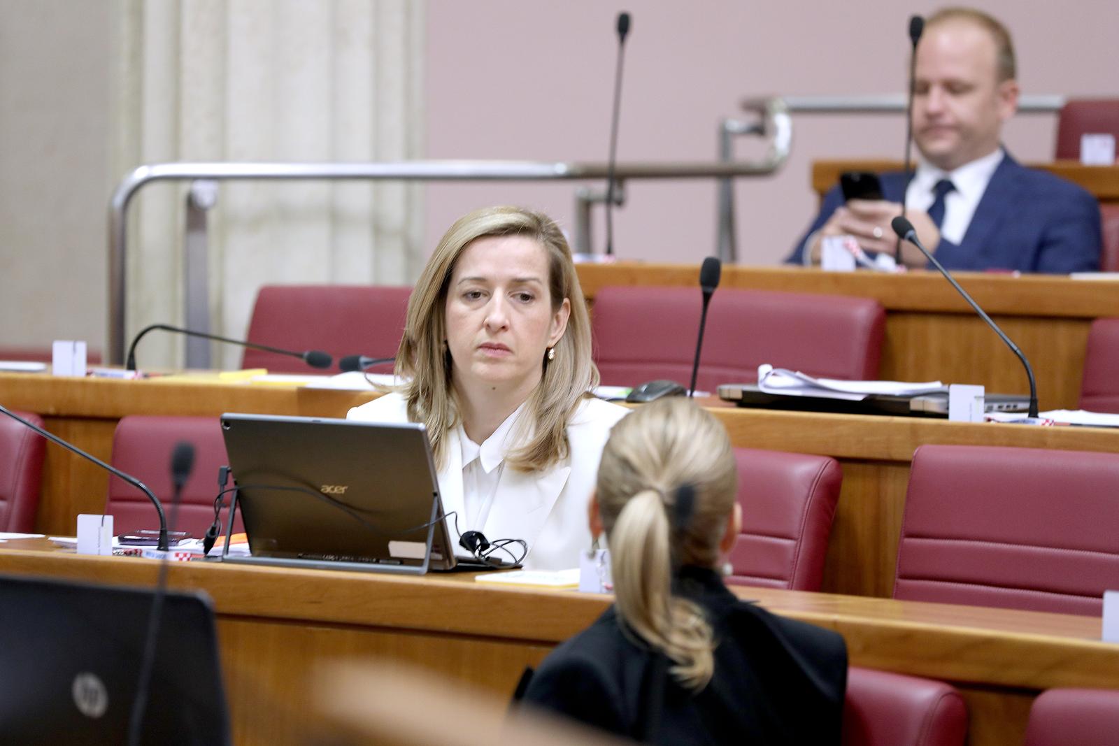 21.11.2023., Zagreb - Nakon slobodnih govora zastupnika, Sabor 19. sjednicu nastavlja raspravom o Prijedlogu drzavnog proracuna Republike Hrvatske za 2024. godinu i projekcija za 2025. i 2026. godinu.
 Photo: Patrik Macek/PIXSELL