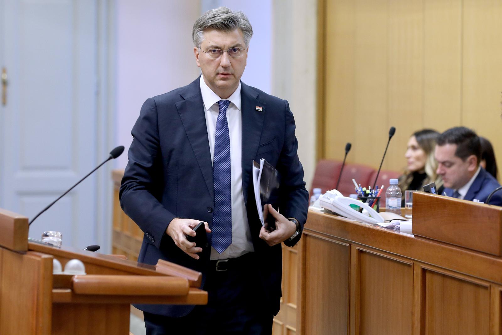 21.11.2023., Zagreb - Nakon slobodnih govora zastupnika, Sabor 19. sjednicu nastavlja raspravom o Prijedlogu drzavnog proracuna Republike Hrvatske za 2024. godinu i projekcija za 2025. i 2026. godinu.
 Photo: Patrik Macek/PIXSELL