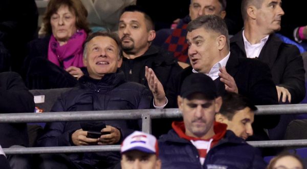21.11.2023., stadion Maksimir, Zagreb - Kvalifikacije za UEFA Euro 2024, skupina D, Hrvatska - Armenija. predsjednik Sabora Gordan Jandrokovic, predsjednik RH Zoran Milanovic Photo: Luka stanzl/PIXSELL