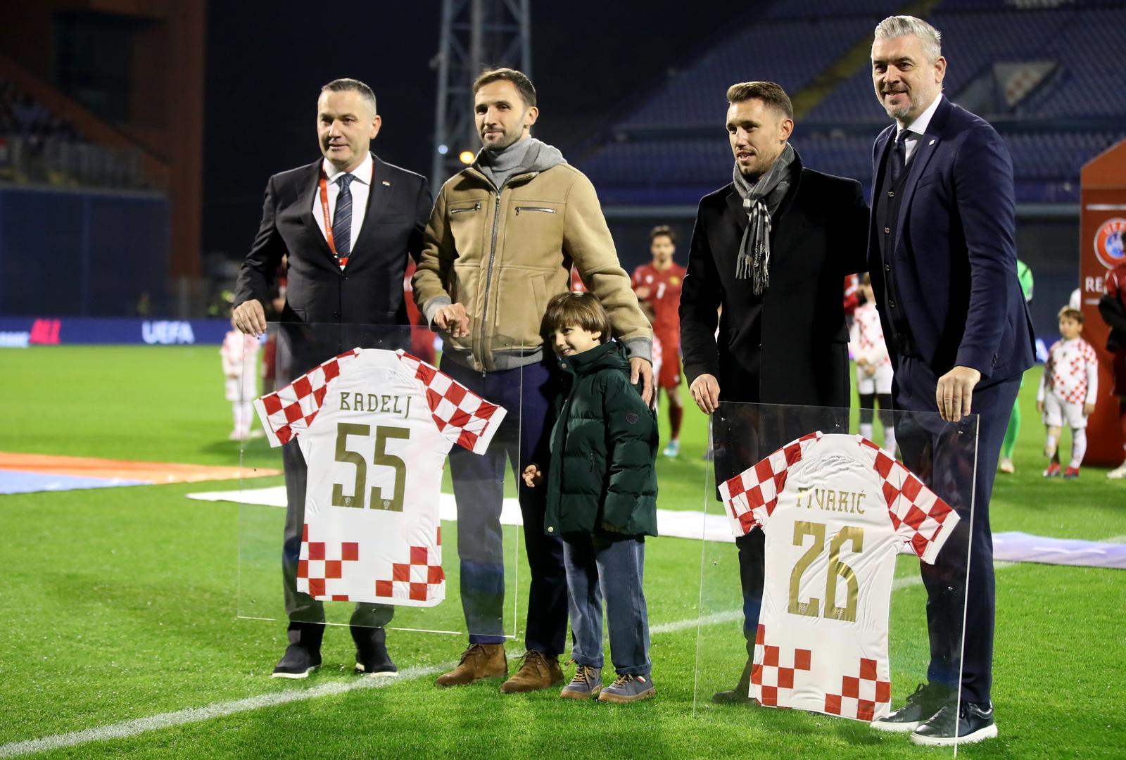 21.11.2023., stadion Maksimir, Zagreb - Kvalifikacije za UEFA Euro 2024, skupina D, Hrvatska - Armenija. Milan Badelj i Josip Pivaric dobili su priznanje Hrvatskog nogometong saveza. predsjednik HNS-a Marijan Kustic, Milan Badelj, Josip Pivaric, Stipe Pletikosa Photo: Goran Stanzl/PIXSELL