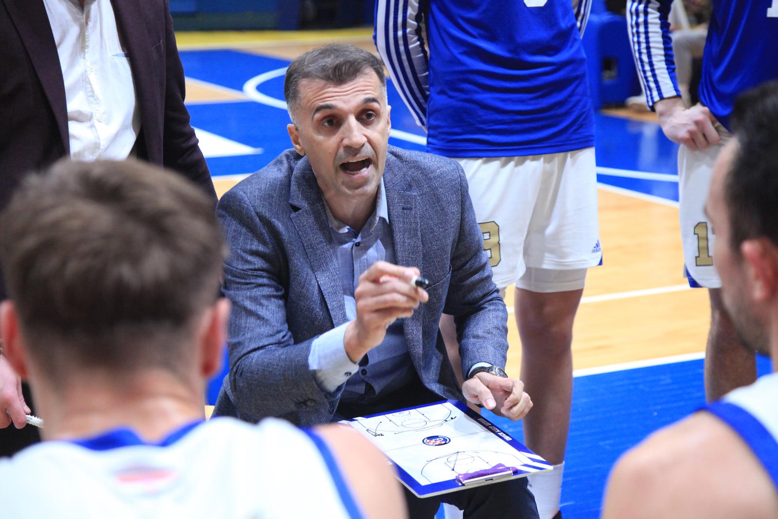 22.11.2023., KC Drazen Petrovic, Zagreb - Alpe Adria Cup, 04.kolo, KK Dinamo Zagreb - KK Spisski Rytieri. Trener KK Dinamo Josip Sesar Photo: Luka Batelic/PIXSELL